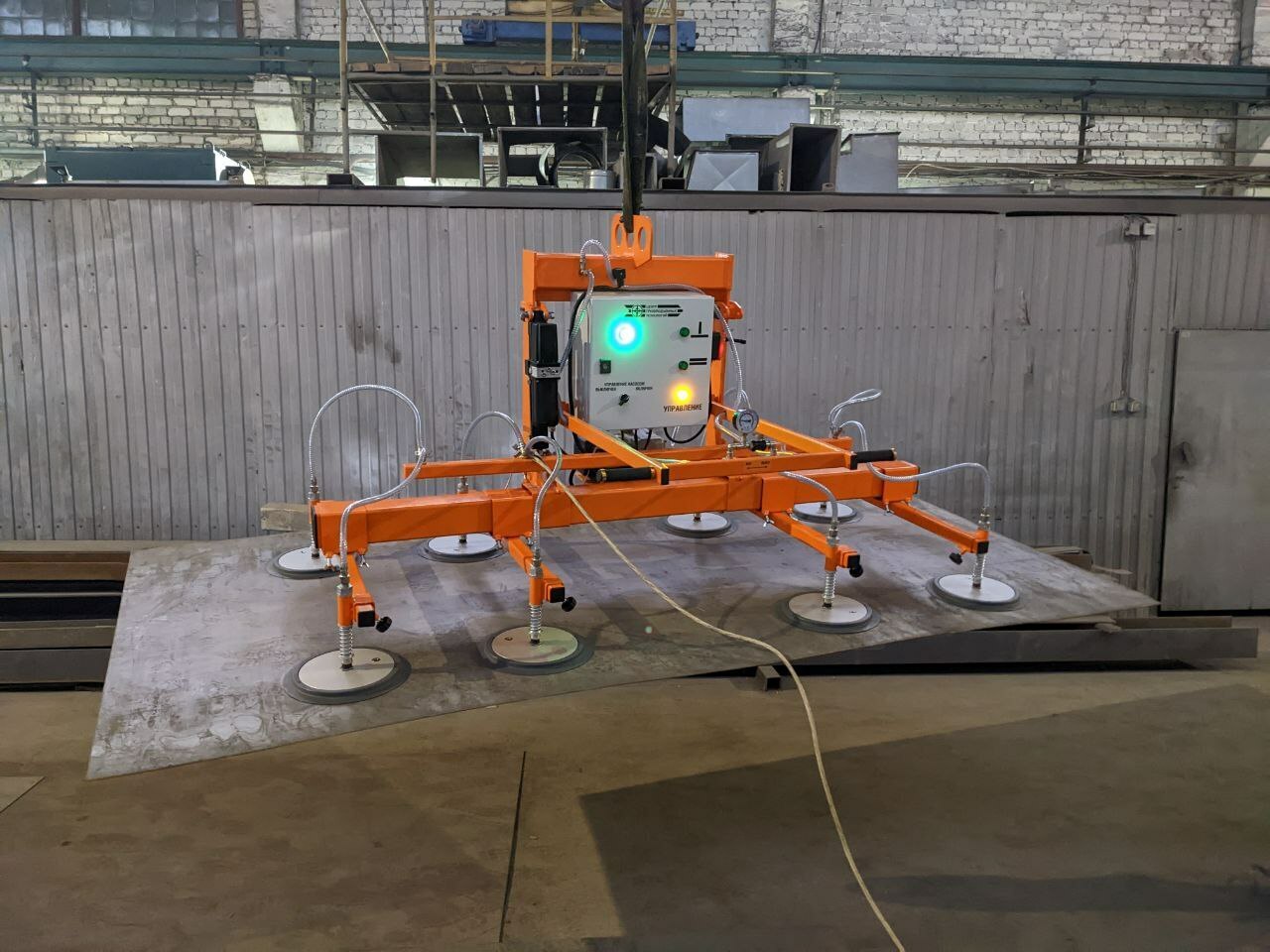 Вакуумный захват для листового металла